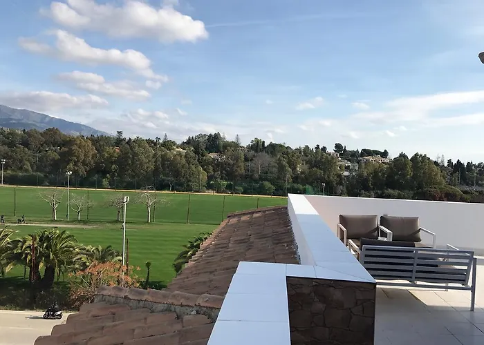 Puerto Banus Luxury Penthouse דירה *