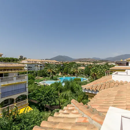 Puerto Banus Luxury Penthouse דירה