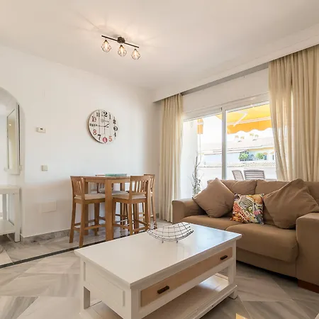 Puerto Banus Luxury Penthouse דירה *